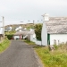 Häuser und Kirchen auf Inishowen